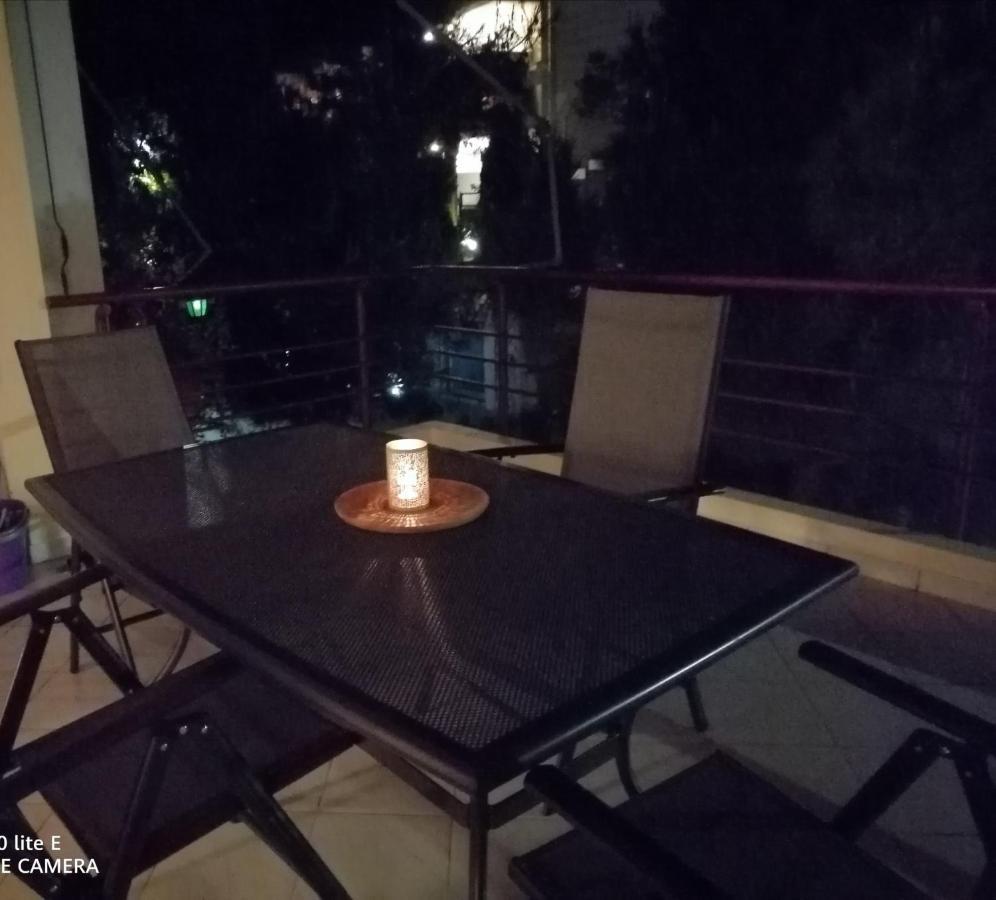 Beach N Fun Bbq Fireplace Saronida Exterior photo